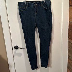 Torrid Bombshell Skinny Jeans Size 16 TALL